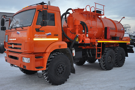 Автоцистерна АКН-10 УЗСТ 6619-С8 на базе шасси КАМАЗ-43118