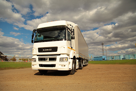 KAMAZ-5490-NEO